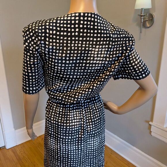 Vintage 80s Leslie Fay Polka Dot Midi Dress, Belted Black, Corpcore Office 14 - Picture 10 of 12